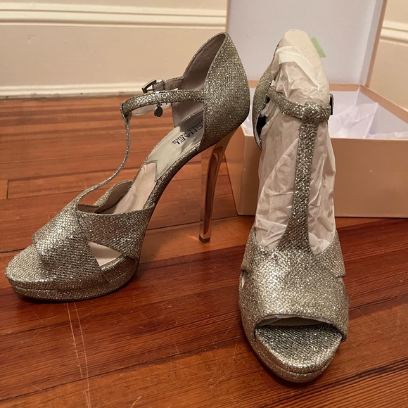NWT, size 11, Michael Kors Silver Strappy Peep Toe Heels, Available - Picture 6 of 16
